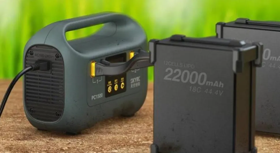 Chargeur AC PC1500 12-14S LiPo/LiHV - 1500W - SkyRc