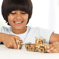 Coffret construction : Smartivity : Roues motrices : Camion de Course - SmartGames