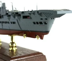 HMS Ark Royal Carrier 1/700 - Force Of Valor