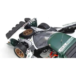 Lancia Stratos HF B.Waldegaard Winner San Remo 1975 Nr.11 - 1:18 - Kyosho