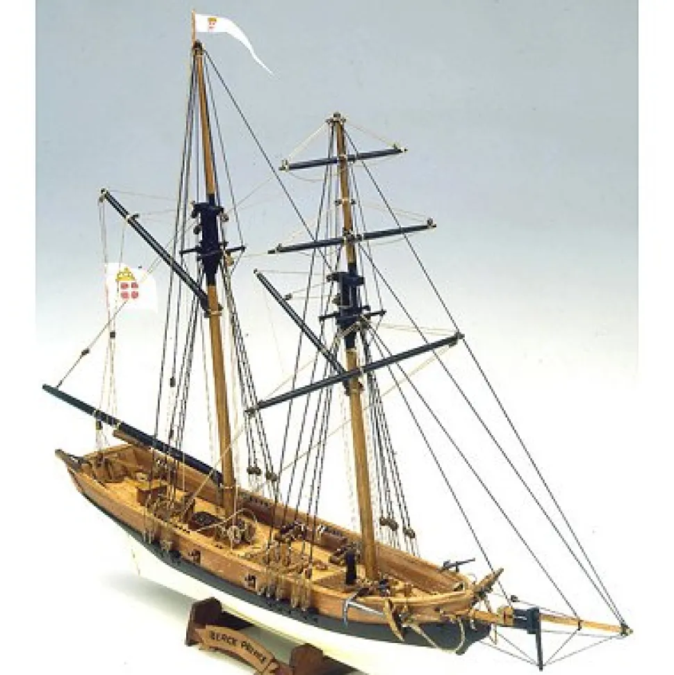 Maquette bateau en bois : Black Prince - Mamoli