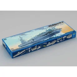 Maquette bateau militaire : USS Midway CV-41 - Trumpeter
