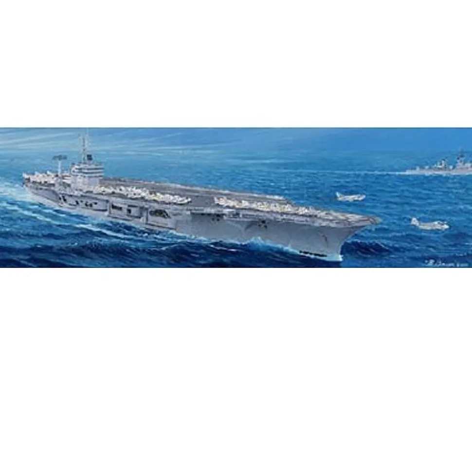 Maquette bateau : Porte-avions nucléaire US CVN-68 Nimitz 1975 - Trumpeter
