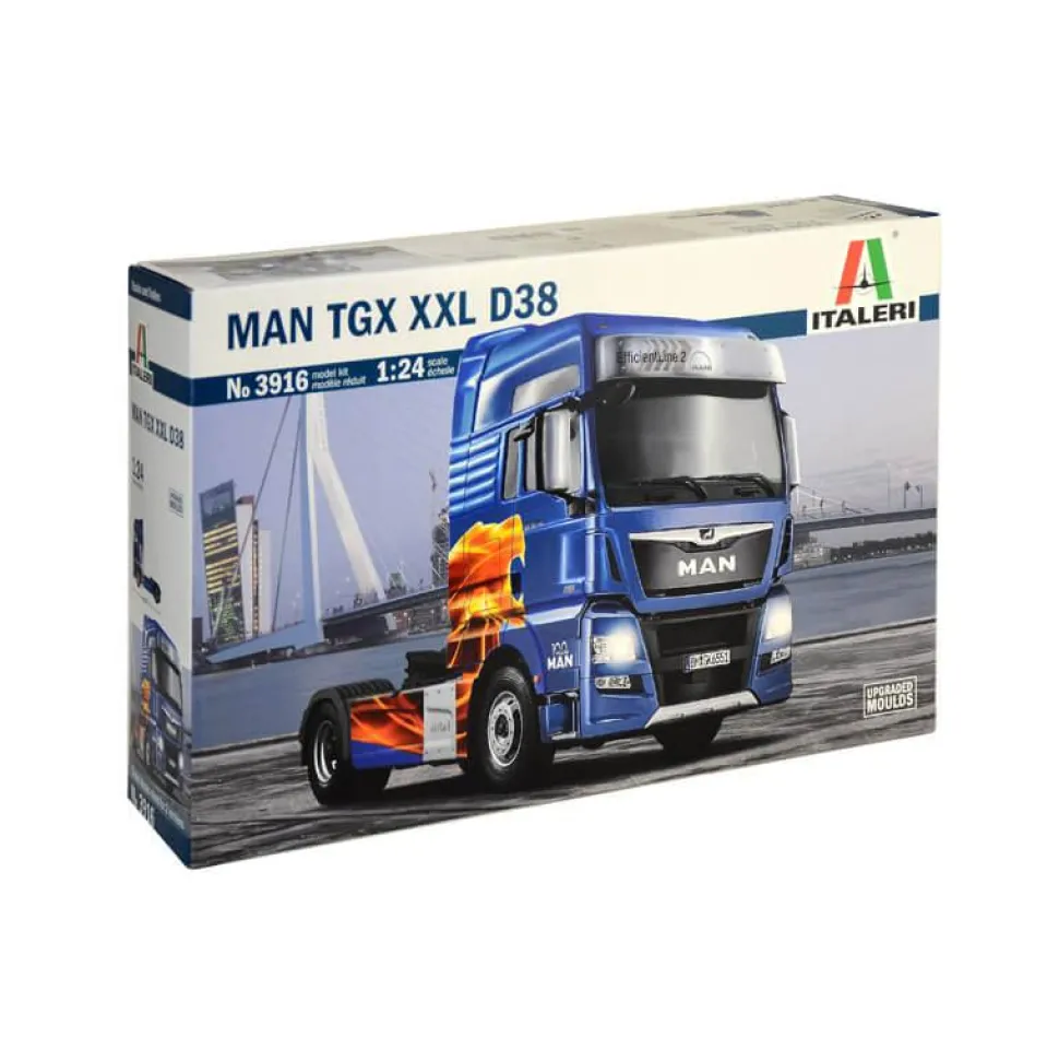 Maquette camion : Man TGX XXL D38 - Italeri
