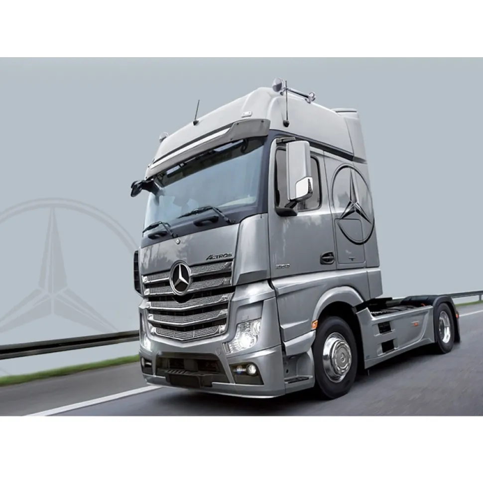 Maquette camion : Mercedes Benz Actros Gigaspace - Italeri