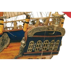 Maquette de bateau en bois : Endeavour - OCCRE