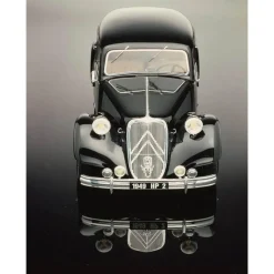 Maquette de voiture : Starter kit : Citroen 15 SIX Traction Avant - Heller