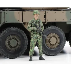 Maquette véhicule militaire : Type 16 MCV C5 avec treuil - Tamiya