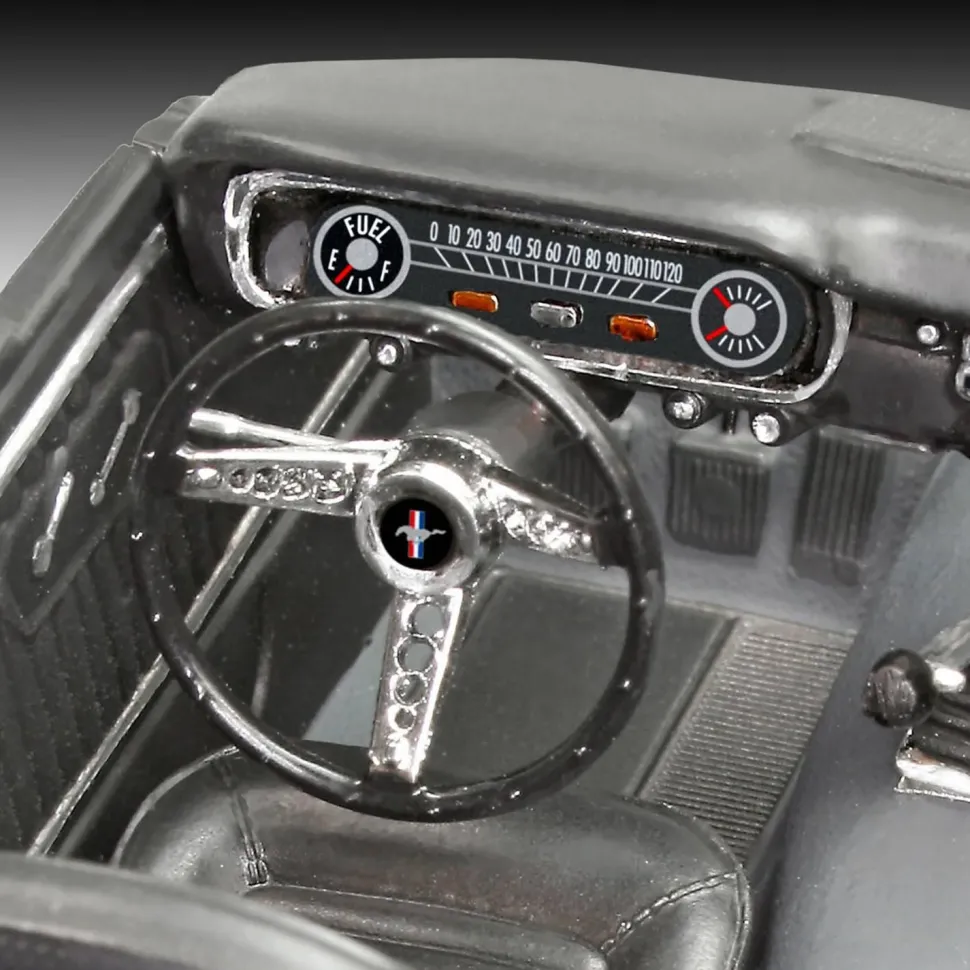 Maquette voiture : Ford Mustang 2+2 Fastback 1965 - Revell