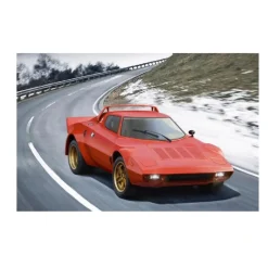 Maquette voiture : Lancia Stratos HF 1:24 - Italeri