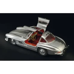 Maquette voiture : Mercedes Benz 300 SL Gull Wing - Italeri
