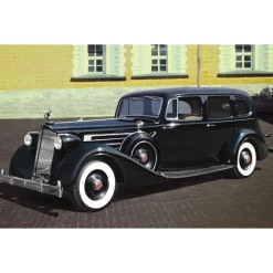 Maquette voiture personnelle de Staline et figurines : Packard Twelve 1943 - ICM