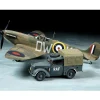 Maquettes Avion et véhicule : Supermarine Spitfire Mk.I & Light Utility Car 10HP - Tamiya