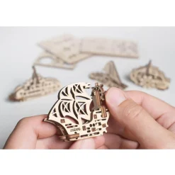 Maquettes en bois bateaux miniatures : Navire, voilier, bateau, sous-marin - Ugears