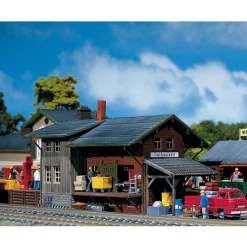 Modélisme ferroviaire HO : Gare à marchandises - Faller