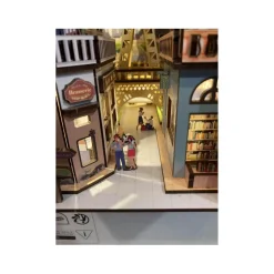 Tiny Adventures "Paris" - Revell