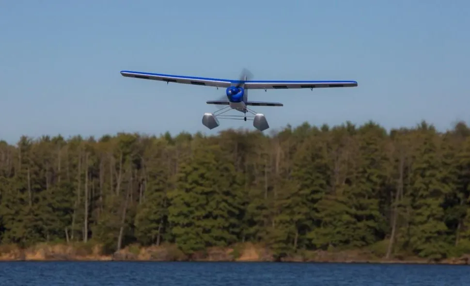 Valiant 1,3m BNF Basic E-flite Safe et AS3X - E-flite